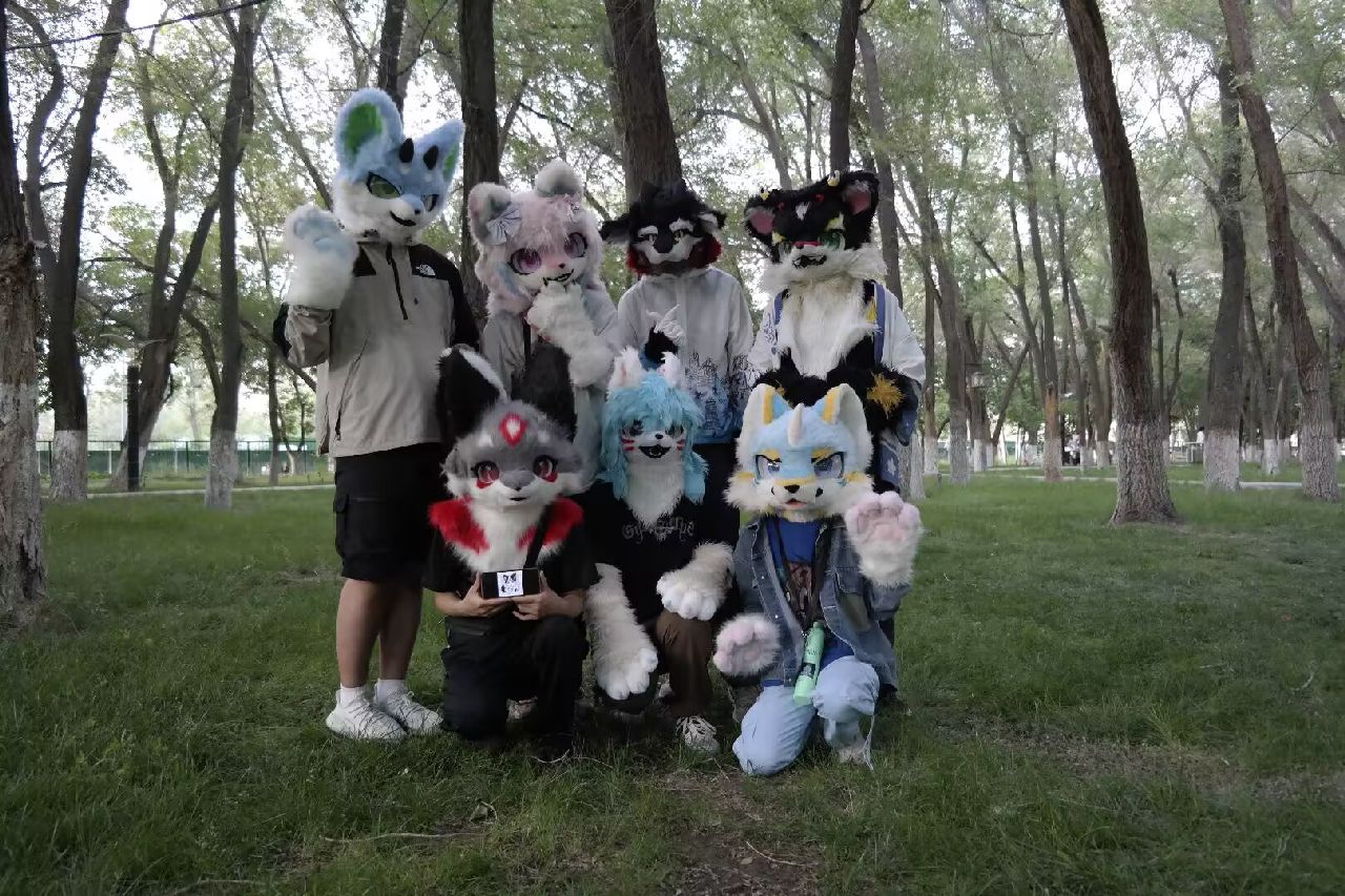 昌吉小聚 展会返图 4-Furry百科