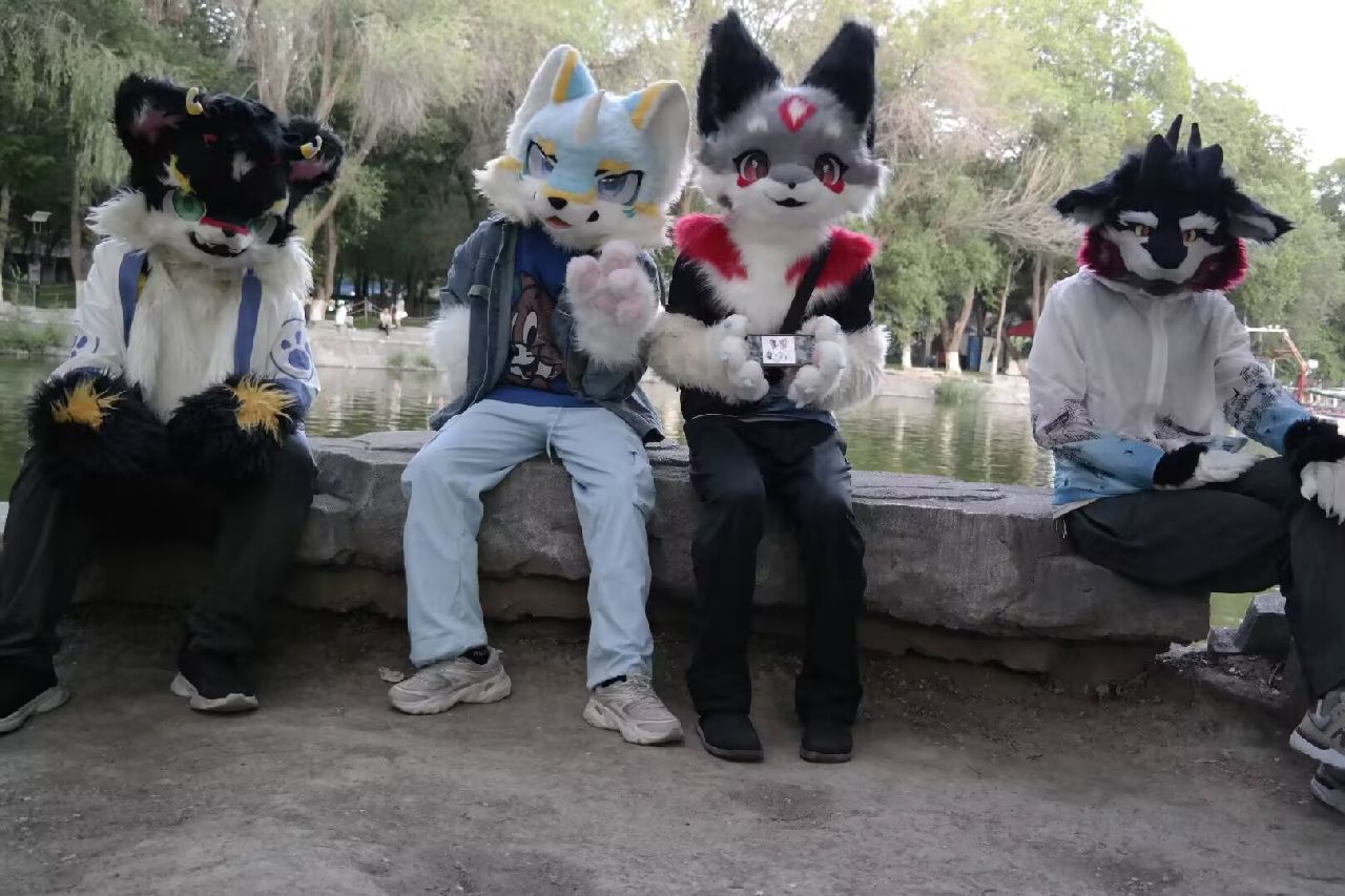 昌吉小聚 展会返图 6-Furry百科