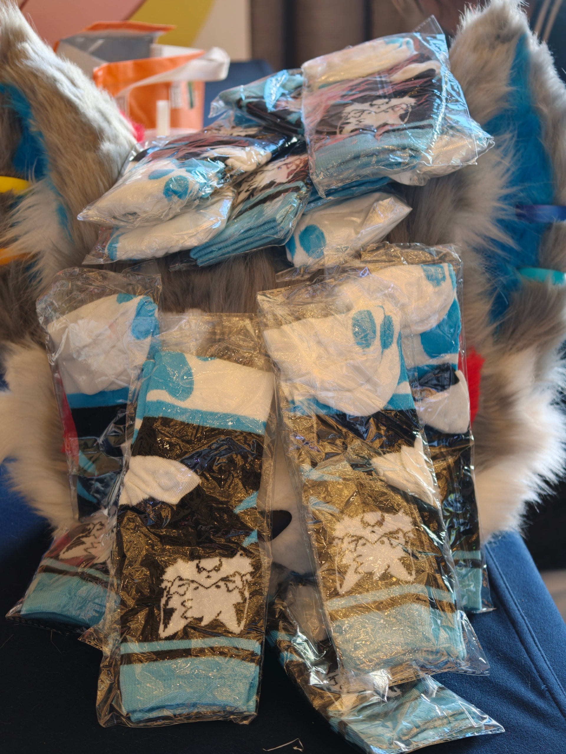 迫害亲友-Furry百科