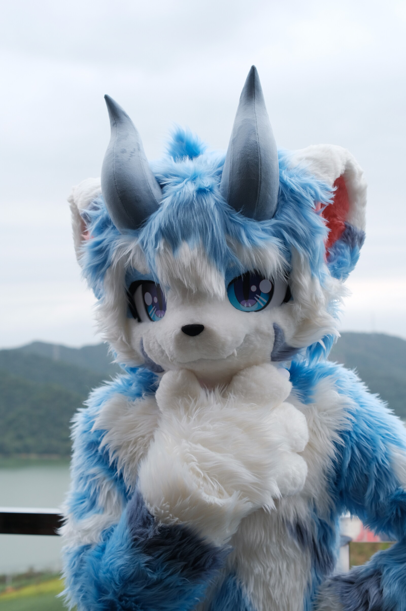 10.2 宁波-玻璃海小聚-Furry百科