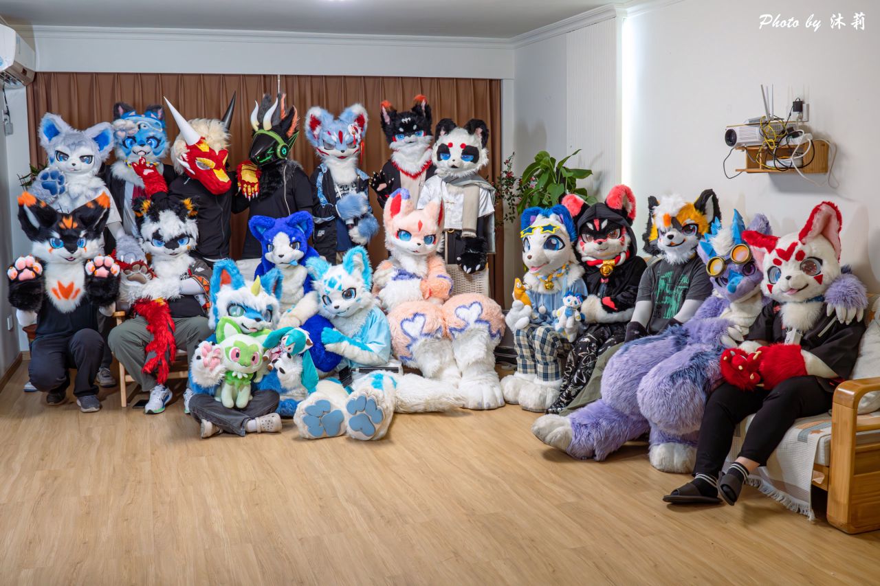 珠海巴黎花园民宿小聚 展会封面-Furry百科