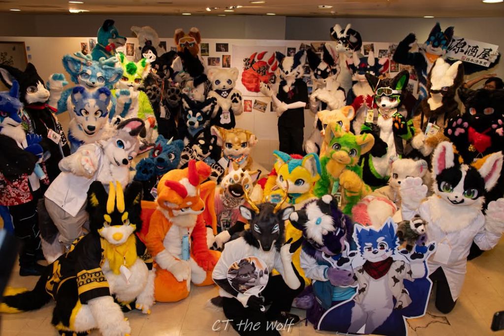 幻灯片-Furry百科