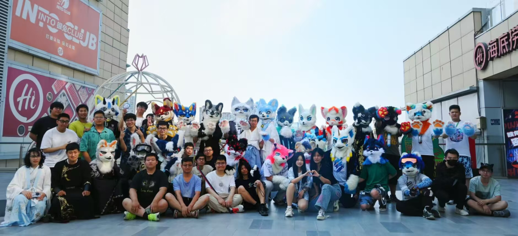 幻灯片-Furry百科