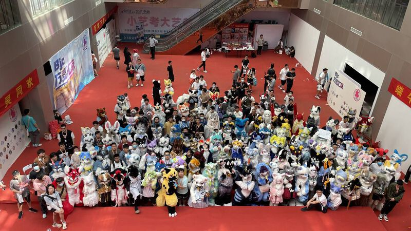 幻灯片-Furry百科