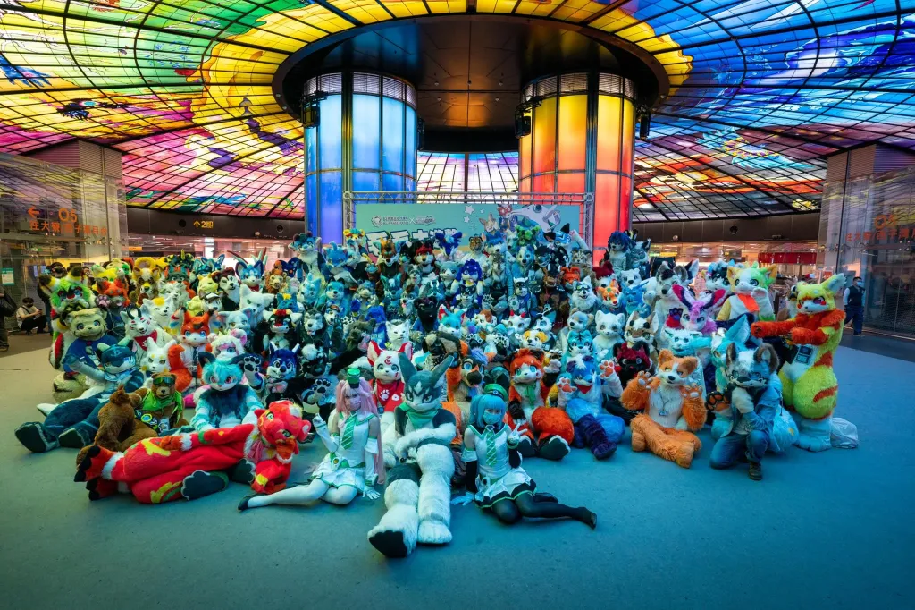 幻灯片-Furry百科