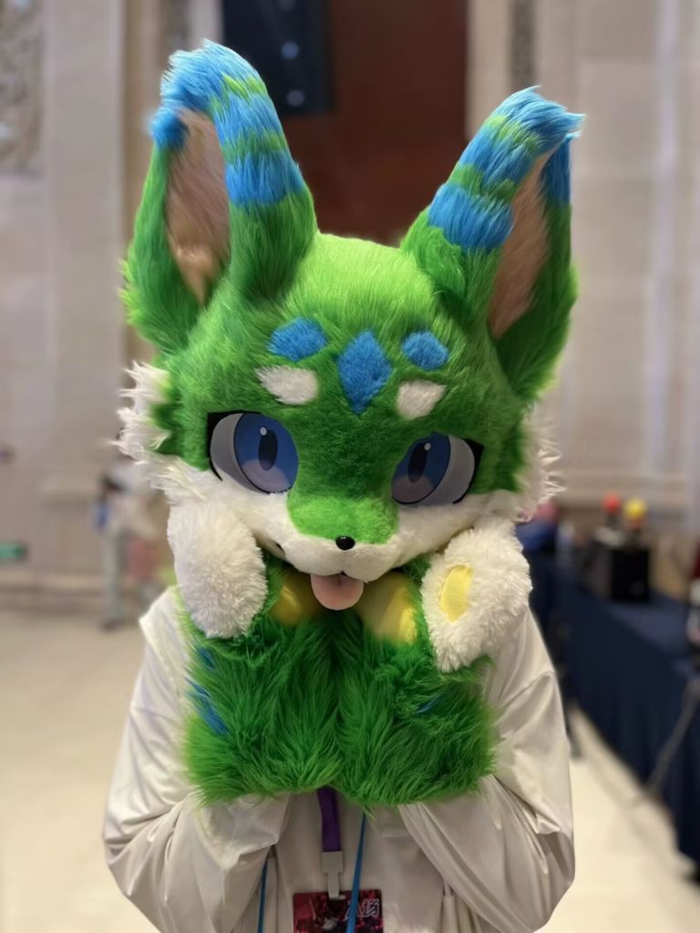 毛毛星期五（Fursuit Friday） 正文插图 1